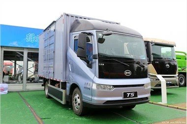 RABLJENI električni teretni kamion BYD 4×2