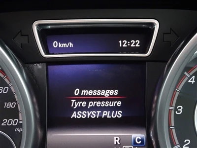Što Assyst Plus znači u automobilu Mercedes-Benz?