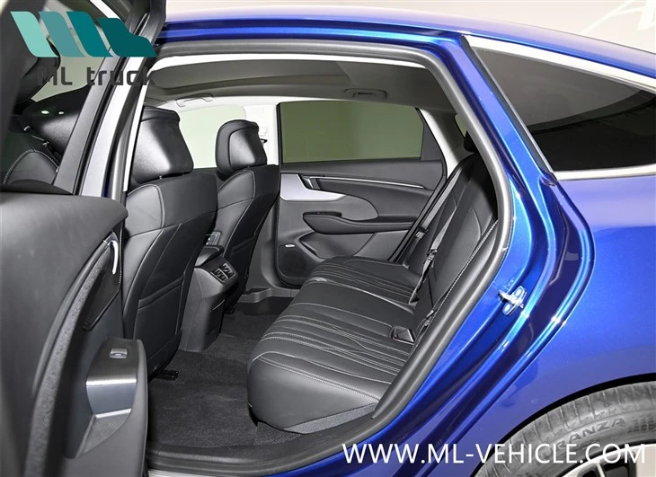 2025 Buick LaCrosse Sedan