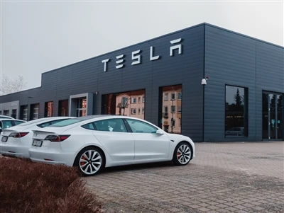 Tesla podiže plaće za 4% zaposlenicima njemačke Gigafactory